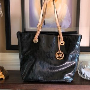Michael Kors tote
